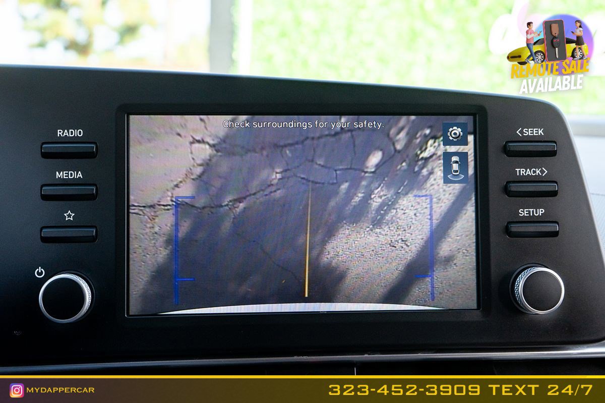 Used 2021 Hyundai Elantra Blue image 36