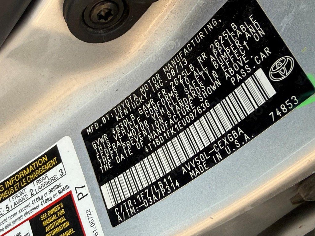 Used 2014 Toyota Camry XLE w/ Leather Package FWD image 26