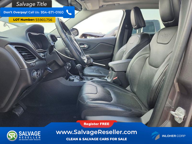 Used 2019 Jeep Cherokee Limited w/ Luxury Group AWD/4WD image 9