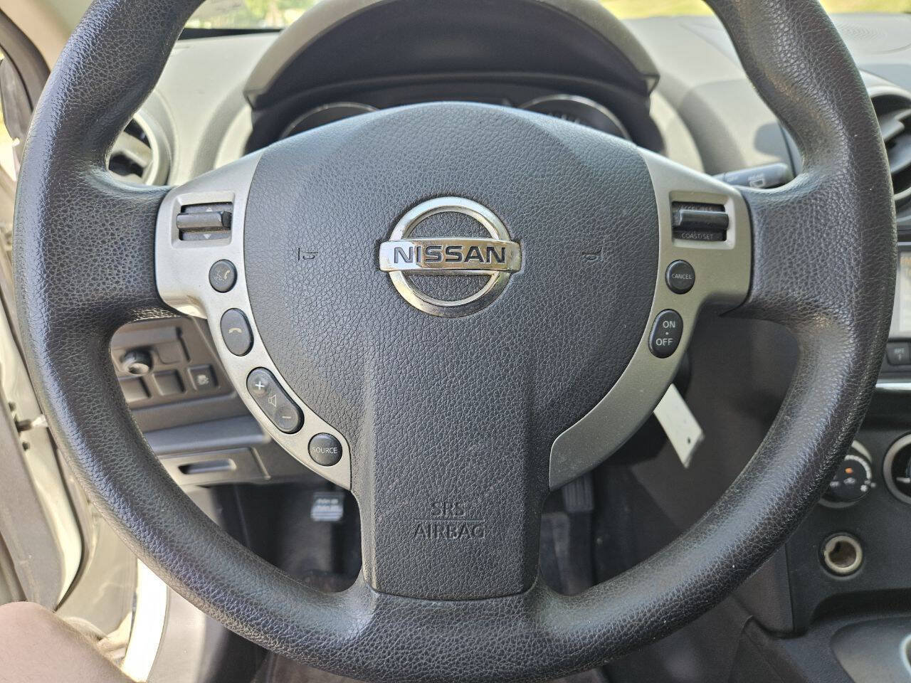 Used 2015 Nissan Rogue S w/ Convenience Package FWD image 23