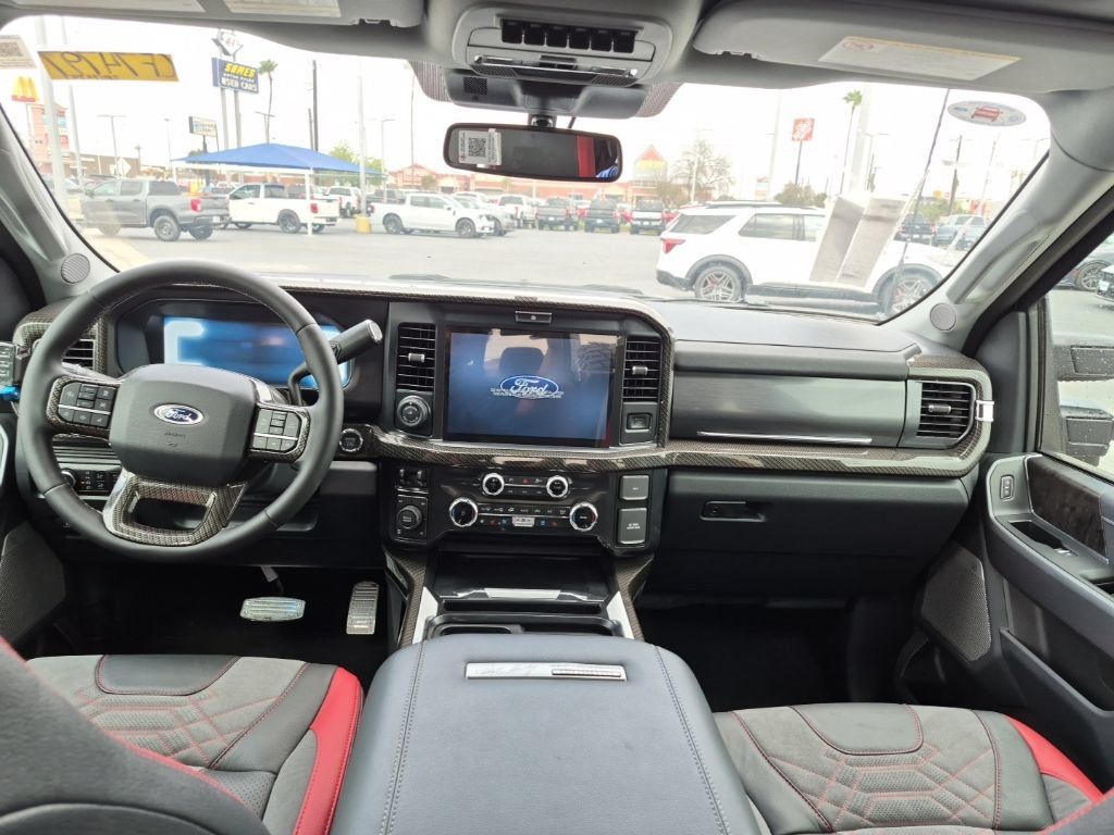 New 2025 Ford F250 Lariat w/ Lariat Ultimate Package AWD/4WD image 11