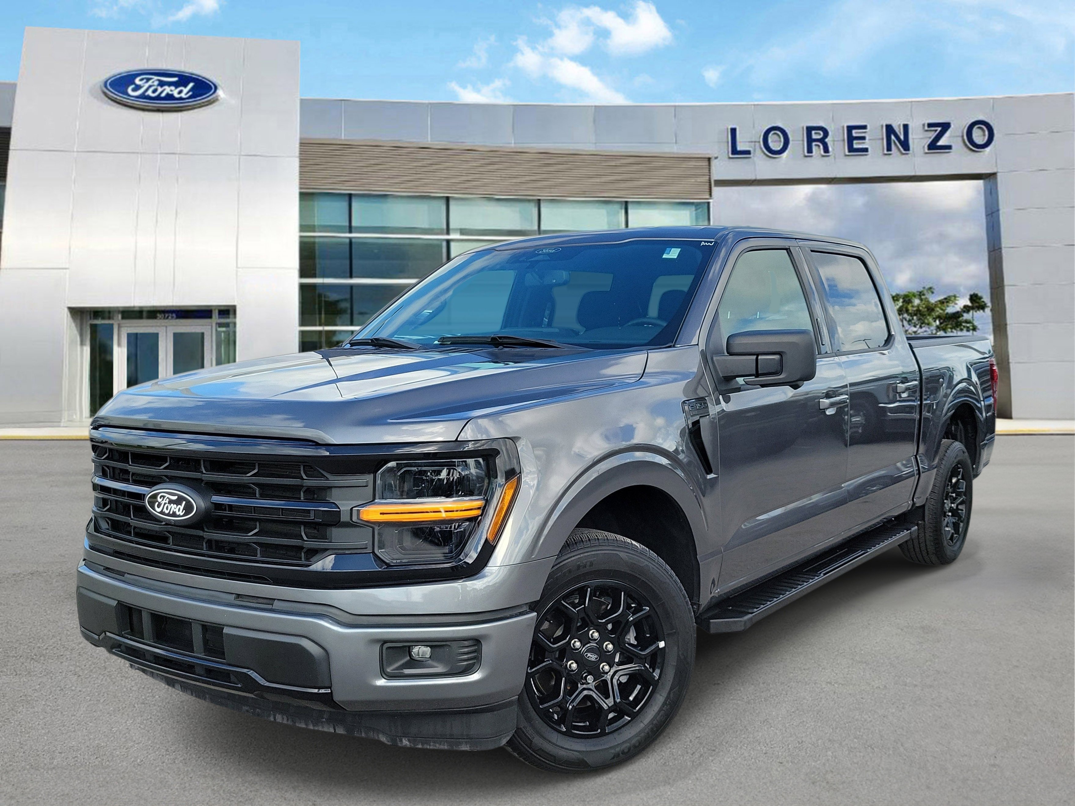 Used 2024 Ford F150 XLT w/ XLT Black Appearance Package RWD image 1