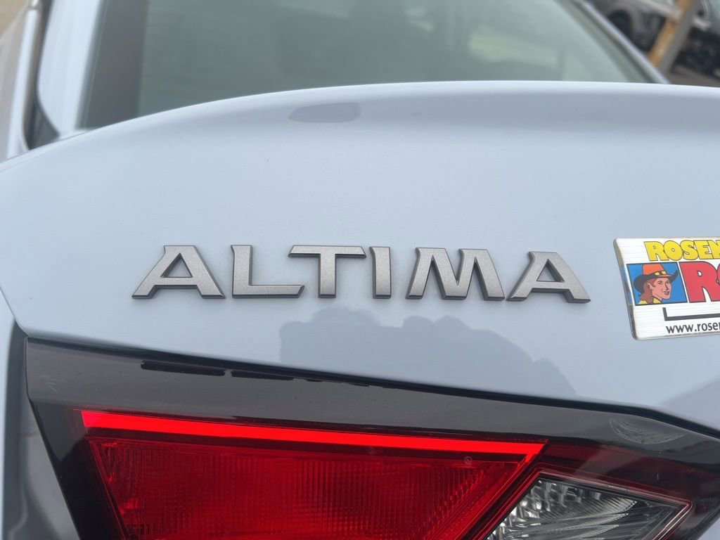 Certified 2023 Nissan Altima 2.5 SR image 29
