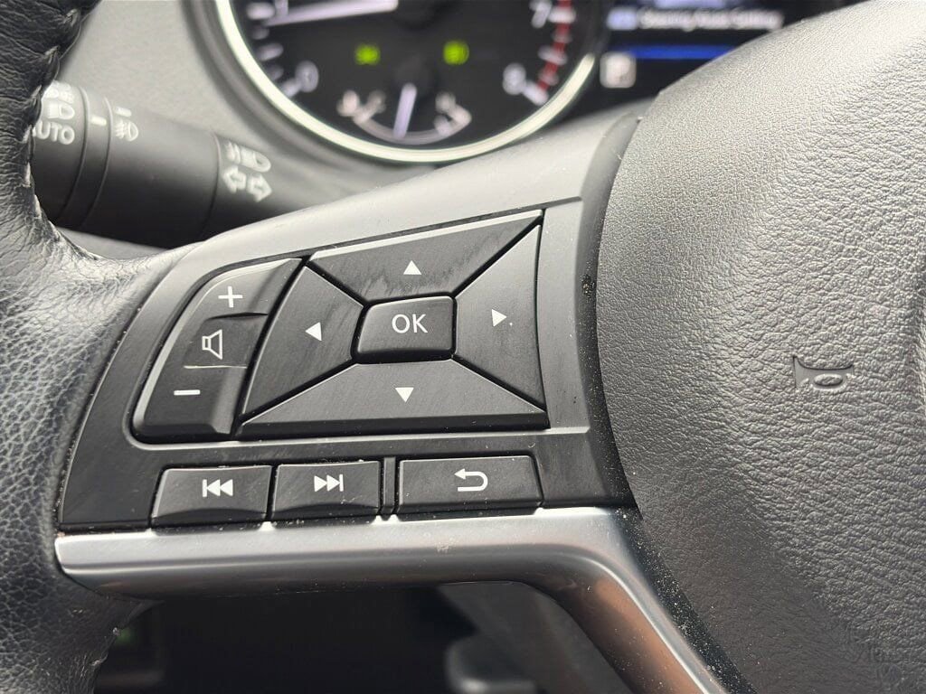 Certified 2022 Nissan Rogue Sport SL w/ Premium Package image 24