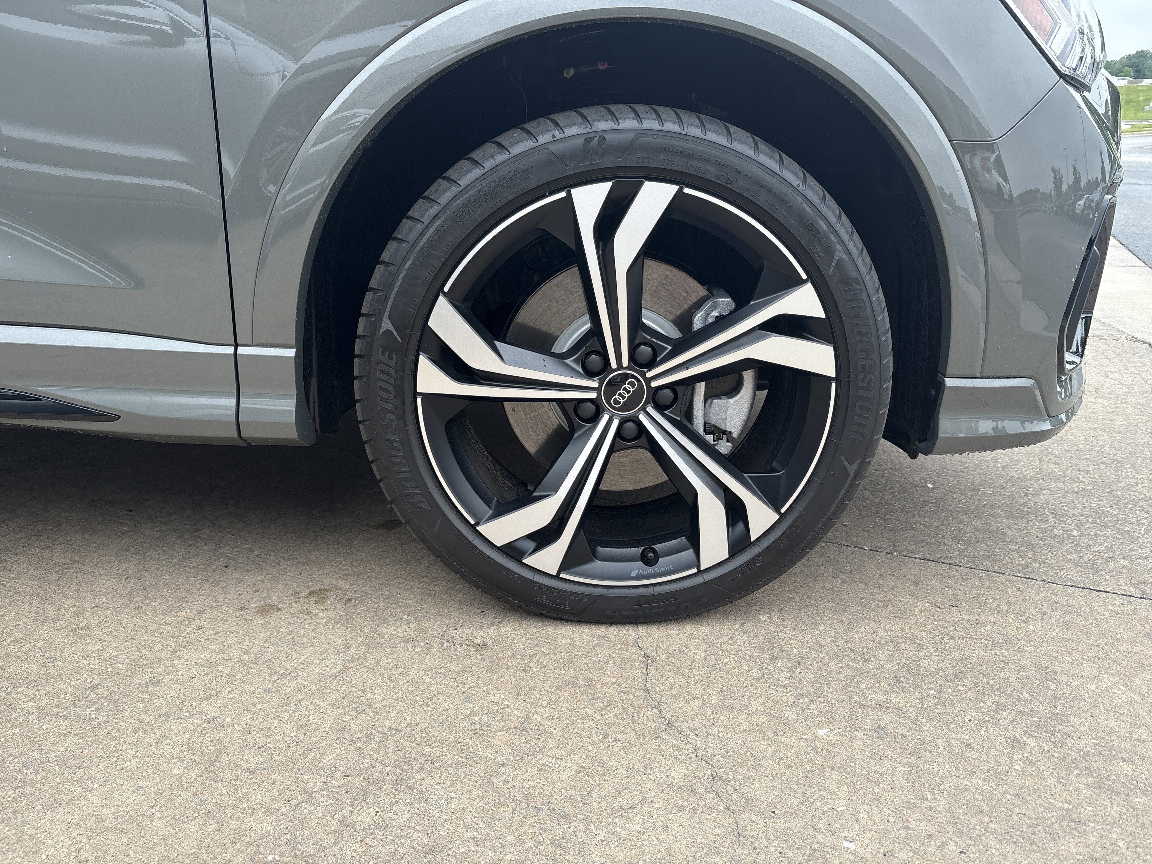 Used 2024 Audi Q3 2.0T Premium Plus AWD/4WD image 13