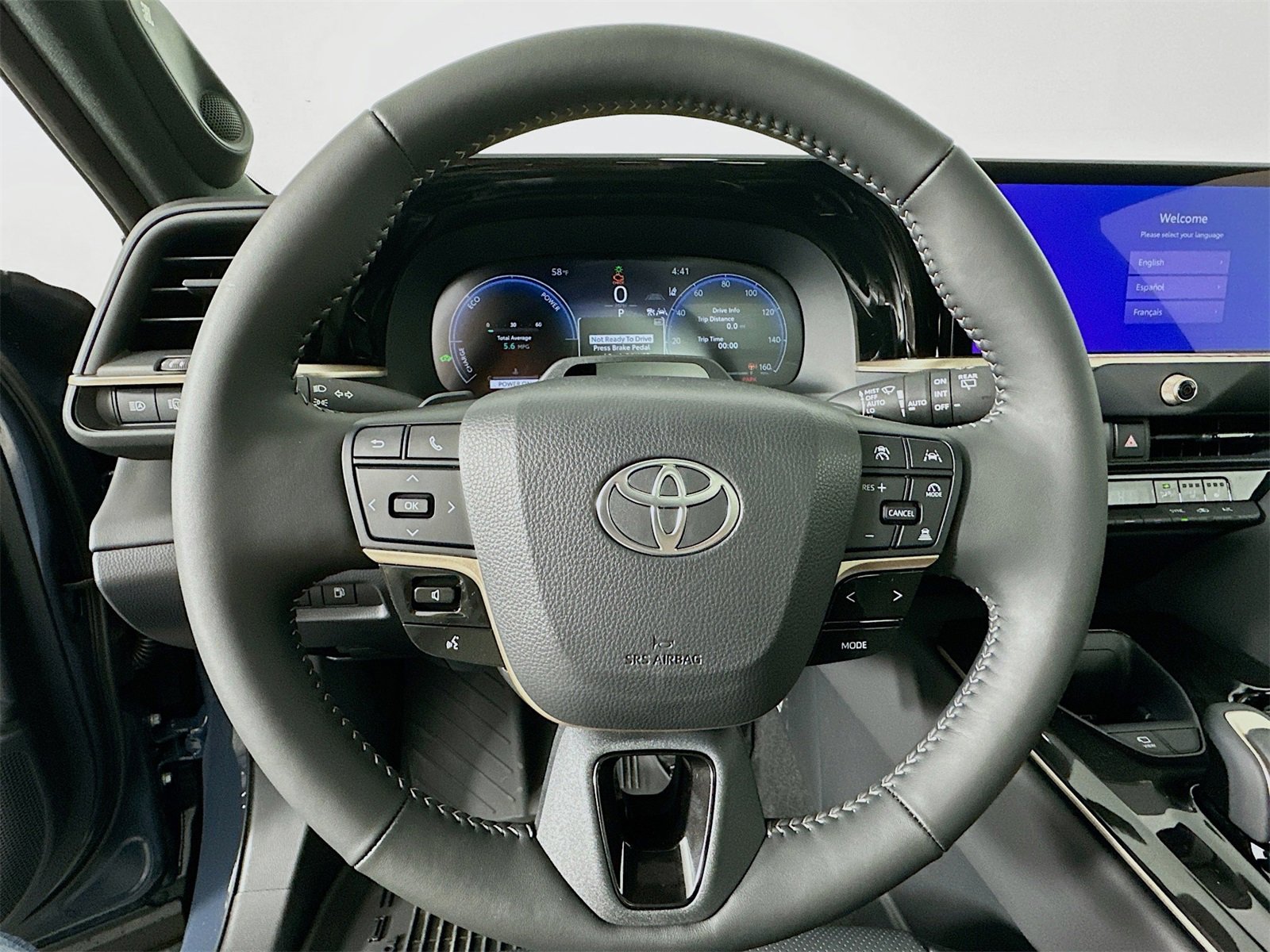 New 2025 Toyota Crown Signia Limited image 11