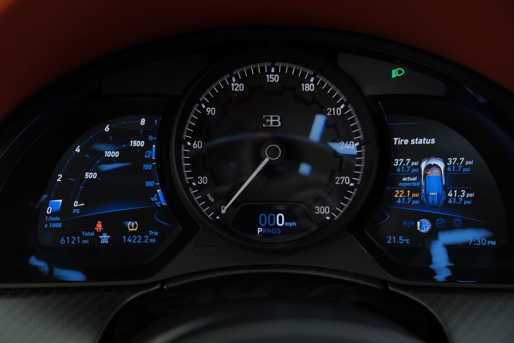 Used 2023 Bugatti Chiron Pur Sport AWD/4WD image 74