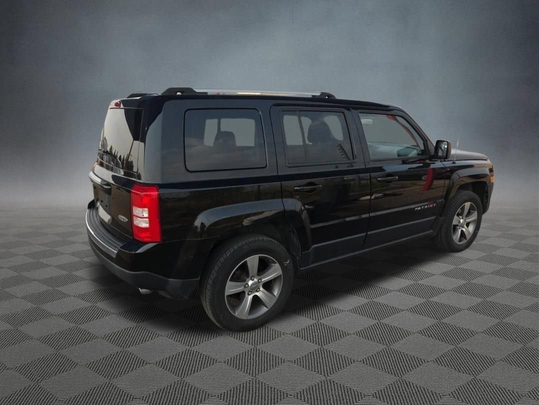 Used 2017 Jeep Patriot High Altitude AWD/4WD image 4