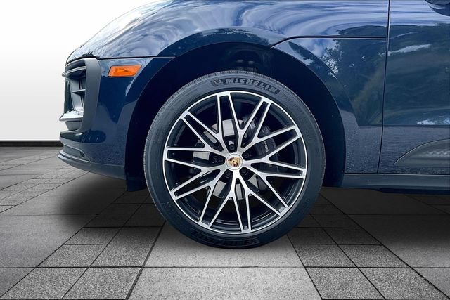 Used 2023 Porsche Macan Turbo AWD/4WD image 5