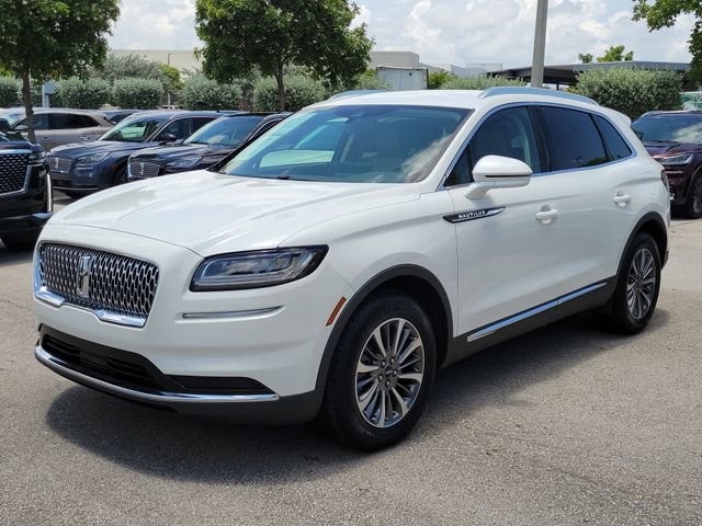 Certified 2022 Lincoln Nautilus FWD w/ Premium Package image 3