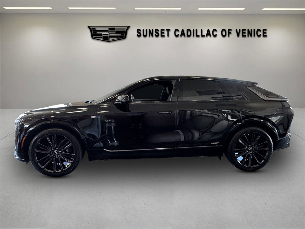 New 2026 Cadillac Lyriq V image 5