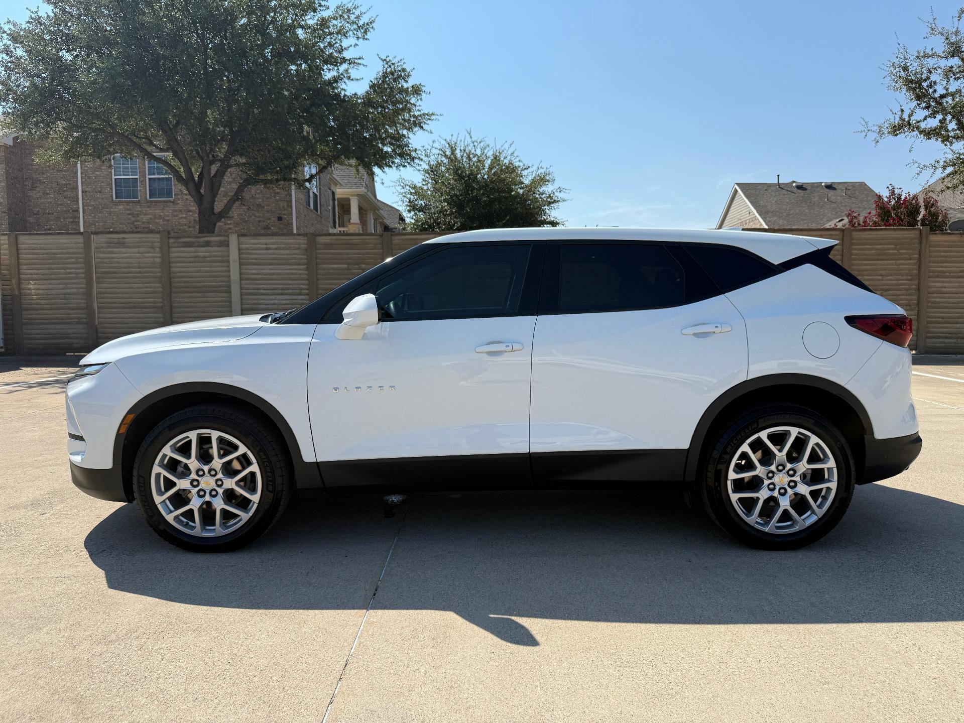 Used 2023 Chevrolet Blazer LT image 3