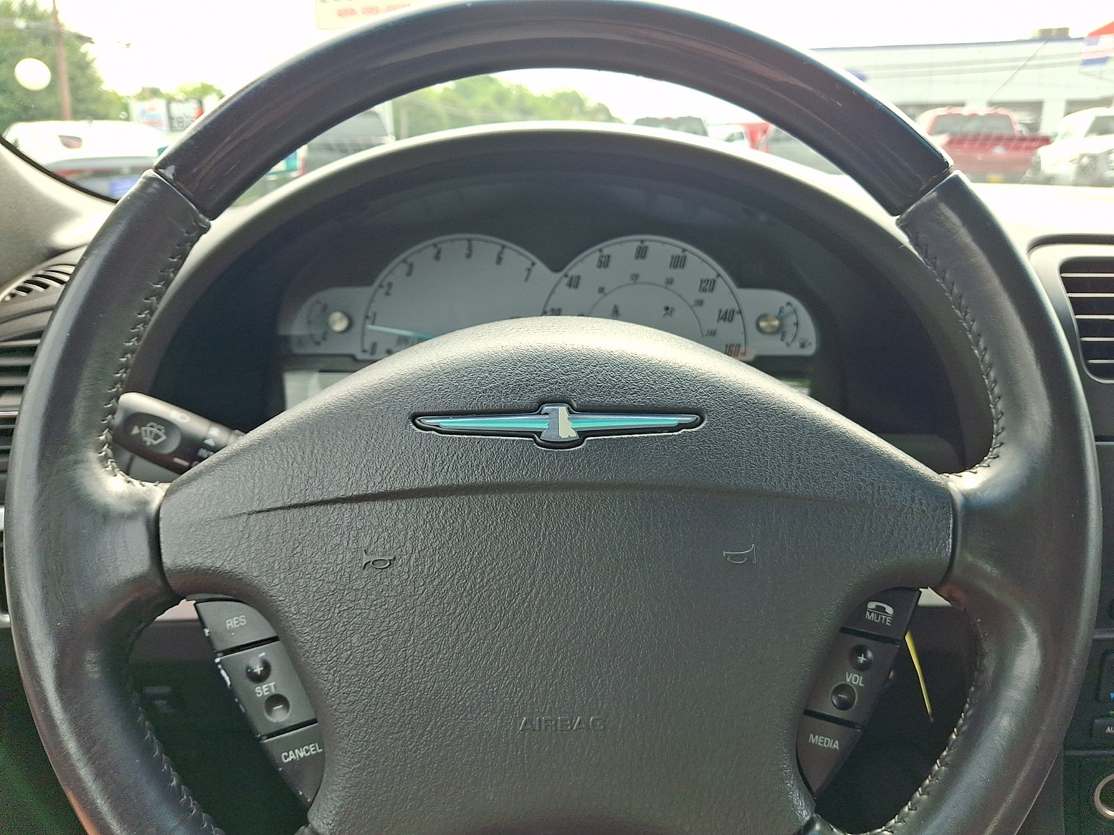Used 2002 Ford Thunderbird RWD image 19