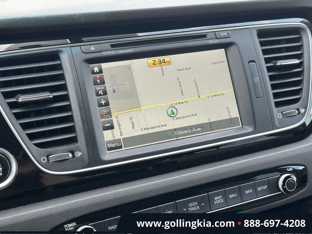 Used 2015 Kia Sedona SX FWD image 24