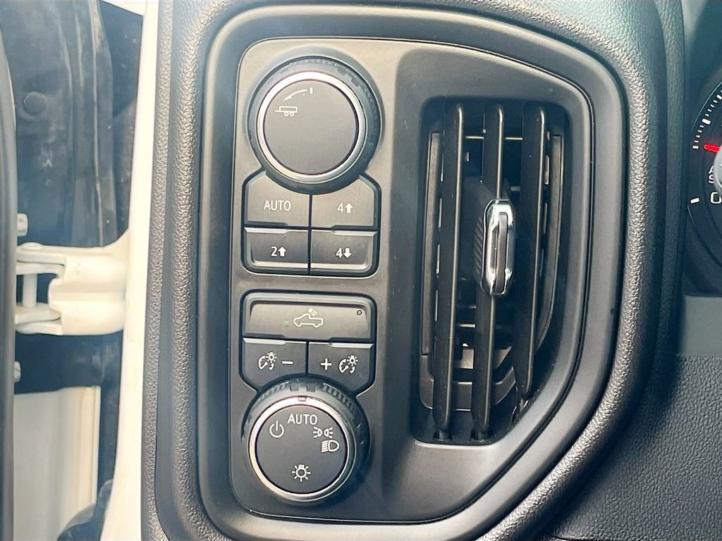 Used 2025 Chevrolet Silverado 1500 Custom Trail Boss image 10