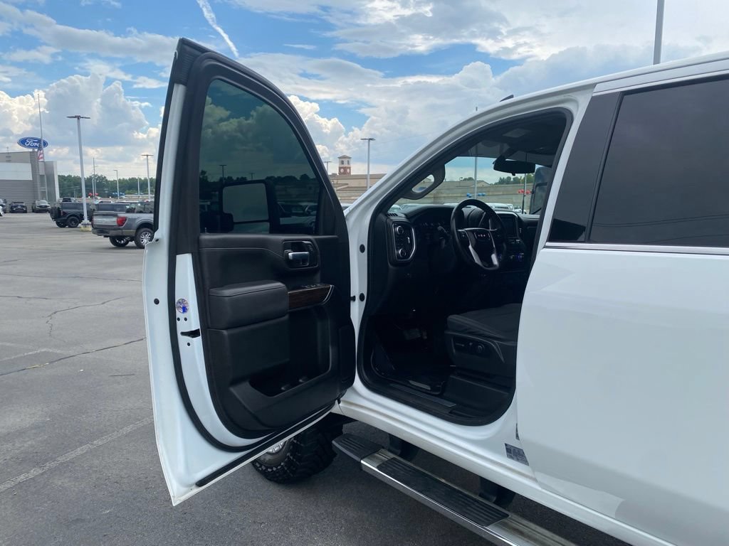 Used 2022 GMC Sierra 3500 SLE w/ SLE Value Package AWD/4WD image 10