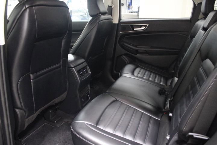 Used 2023 Ford Edge SEL w/ Convenience Package image 23