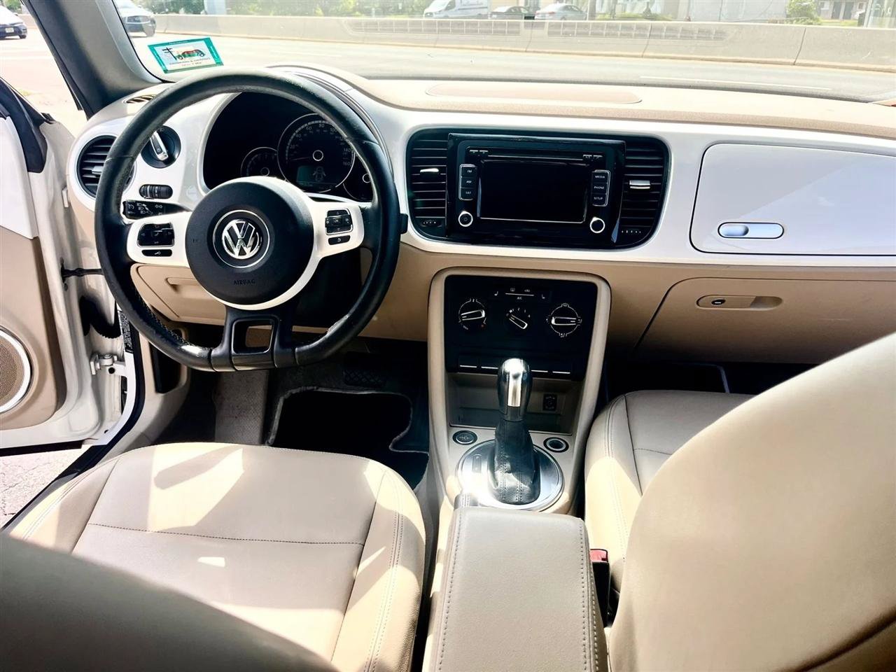 Used 2014 Volkswagen Beetle 2.5 FWD image 4