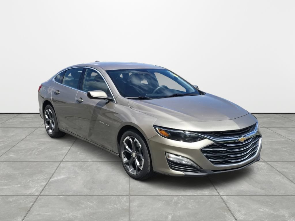 Used 2023 Chevrolet Malibu LT FWD image 2