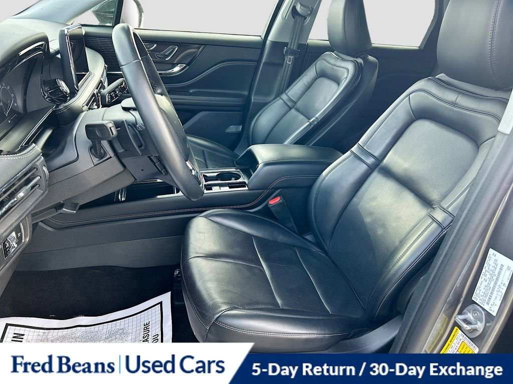 Used 2022 Lincoln Corsair AWD w/ Premium Package image 23