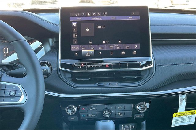 New 2026 Jeep Compass Latitude image 7