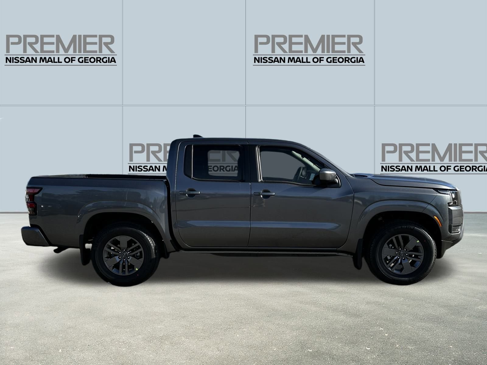 New 2026 Nissan Frontier SV w/ SV Convenience Package image 4