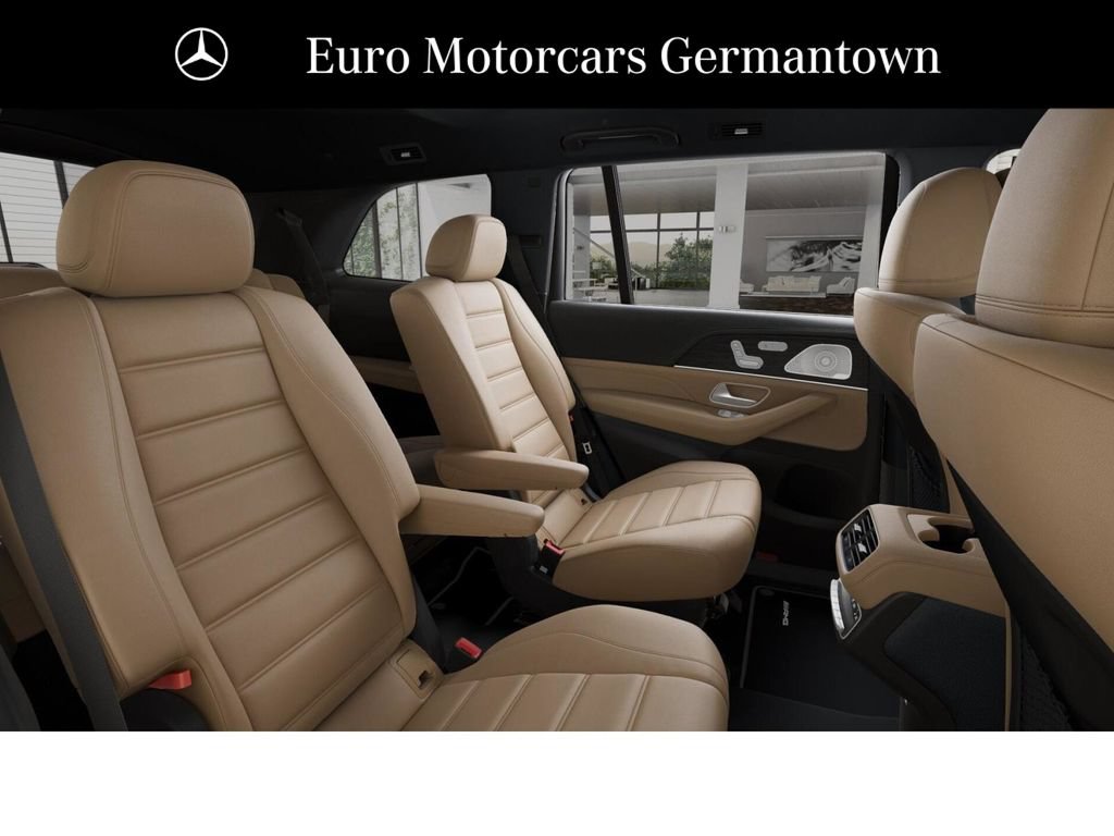 New 2026 Mercedes-Benz GLS 580 4MATIC image 5