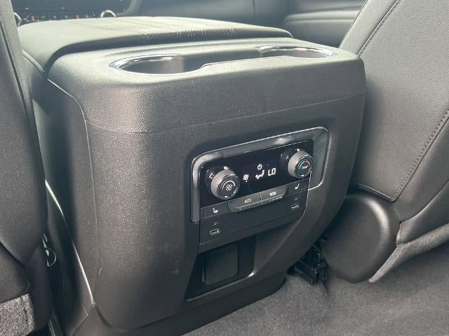 Used 2026 Chevrolet Tahoe High Country AWD/4WD image 27