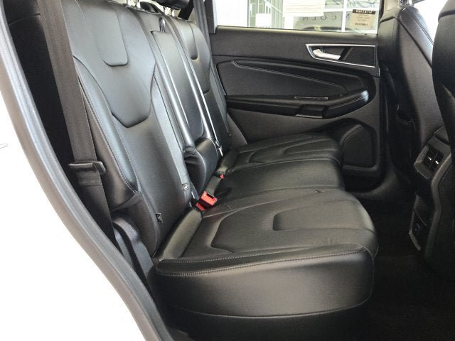Used 2016 Ford Edge Titanium w/ Class II Trailer Tow Package AWD/4WD image 6