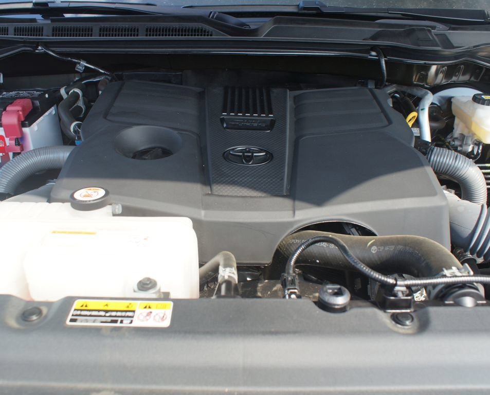 Used 2024 Toyota Tundra Limited AWD/4WD image 29