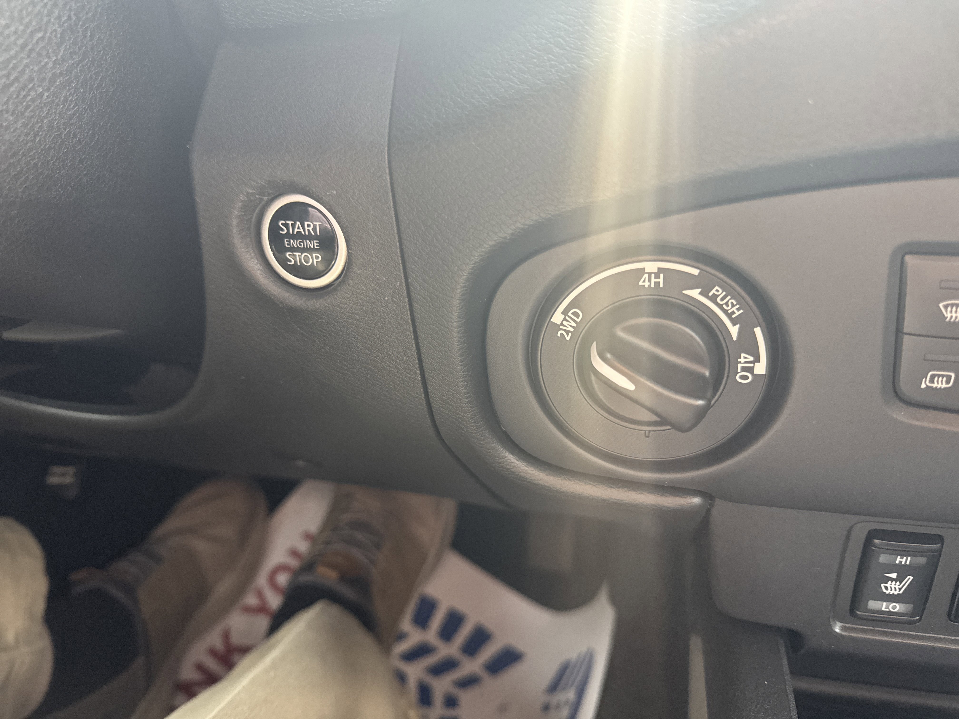 Used 2024 Nissan Frontier SV w/ SV Convenience Package AWD/4WD image 24