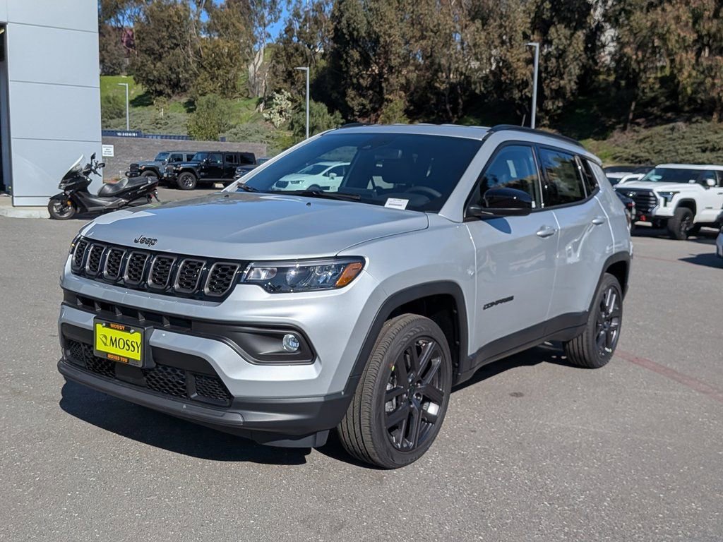 New 2026 Jeep Compass Latitude image 1