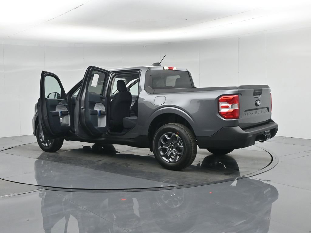 New 2026 Ford Maverick XLT image 32