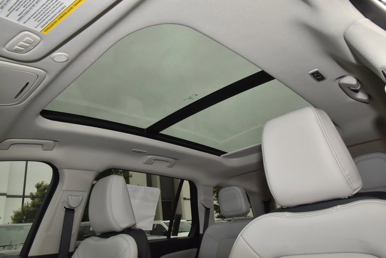 New 2026 Lincoln Aviator AWD image 32