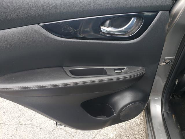 Used 2017 Nissan Rogue Sport SL image 13