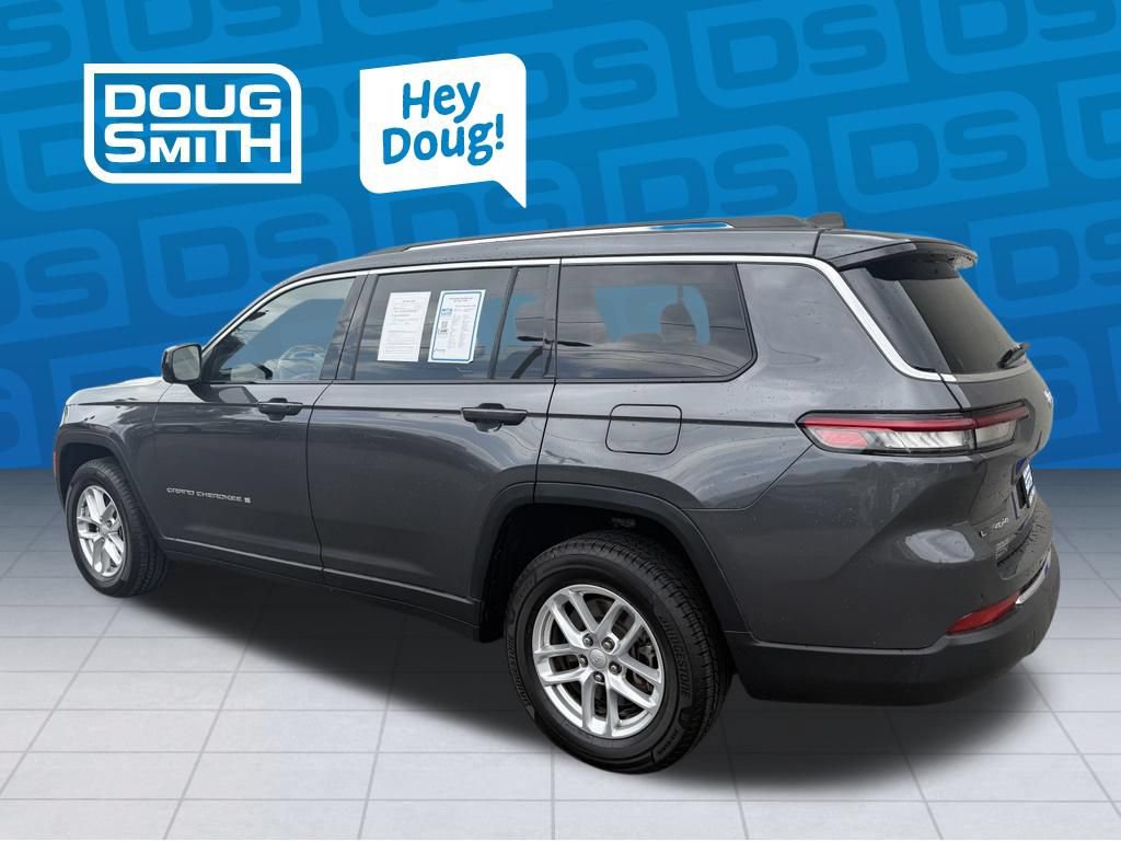 Used 2021 Jeep Grand Cherokee L Laredo w/ Luxury Tech Group I AWD/4WD image 3