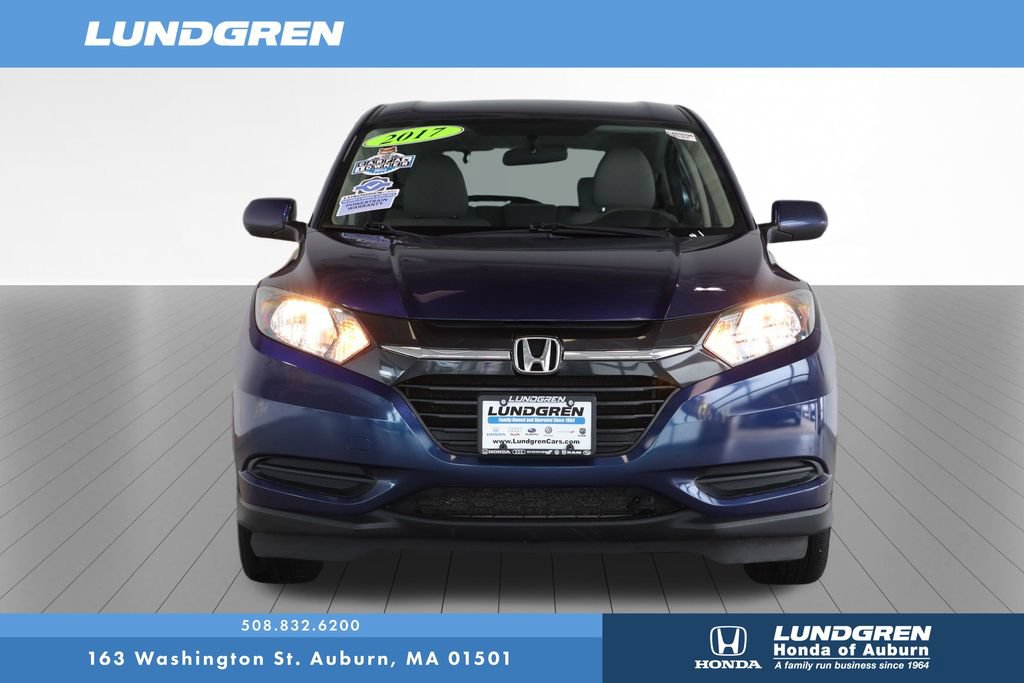 Used 2017 Honda HR-V LX image 2