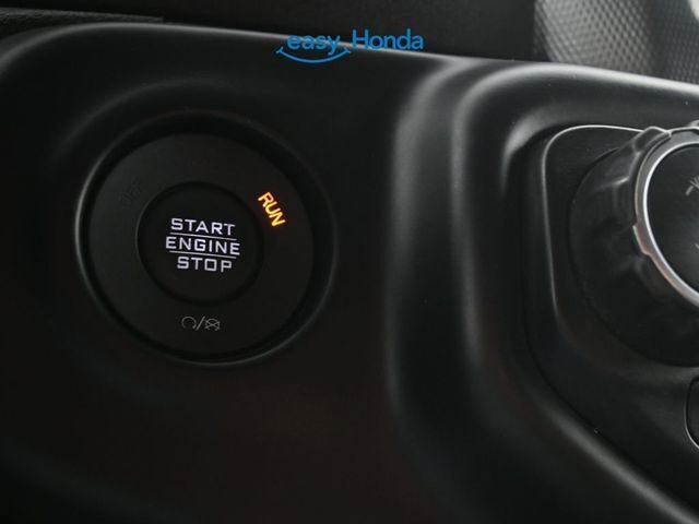 Used 2019 Jeep Wrangler Unlimited Sahara w/ Cold Weather Group image 15