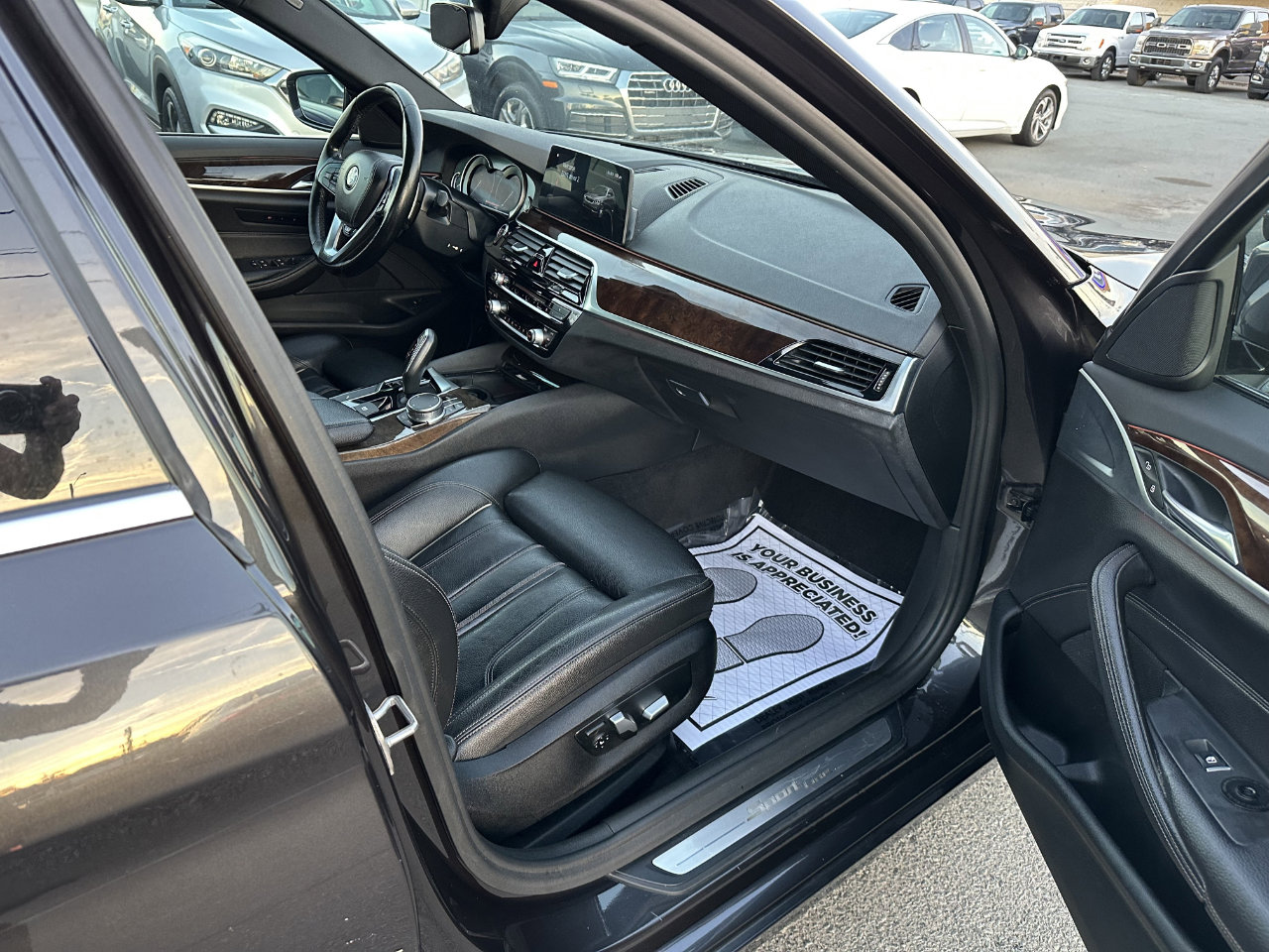 Used 2018 BMW 540i xDrive 540i xDrive image 13