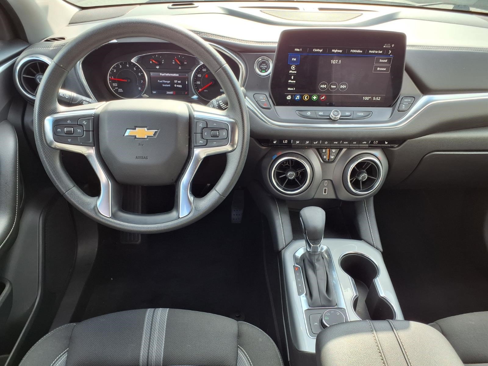 Used 2025 Chevrolet Blazer LT AWD/4WD image 13