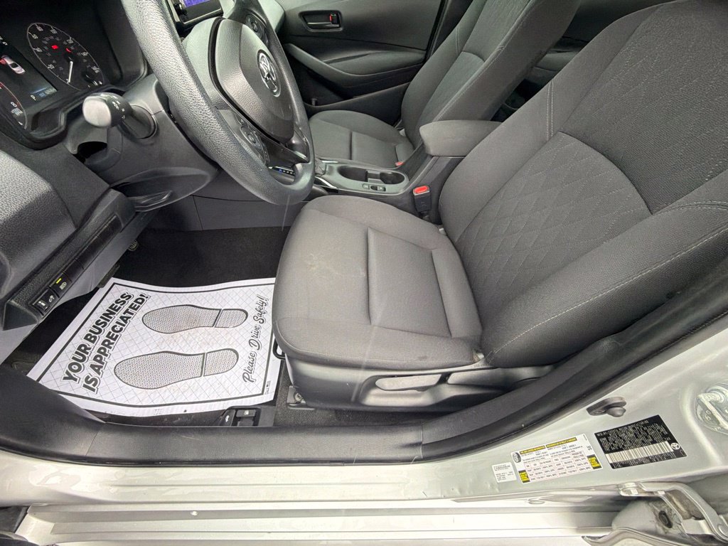 Used 2024 Toyota Corolla LE FWD image 12