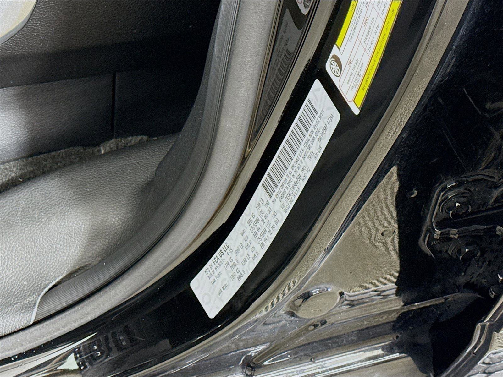 Used 2019 RAM 1500 Laramie image 25