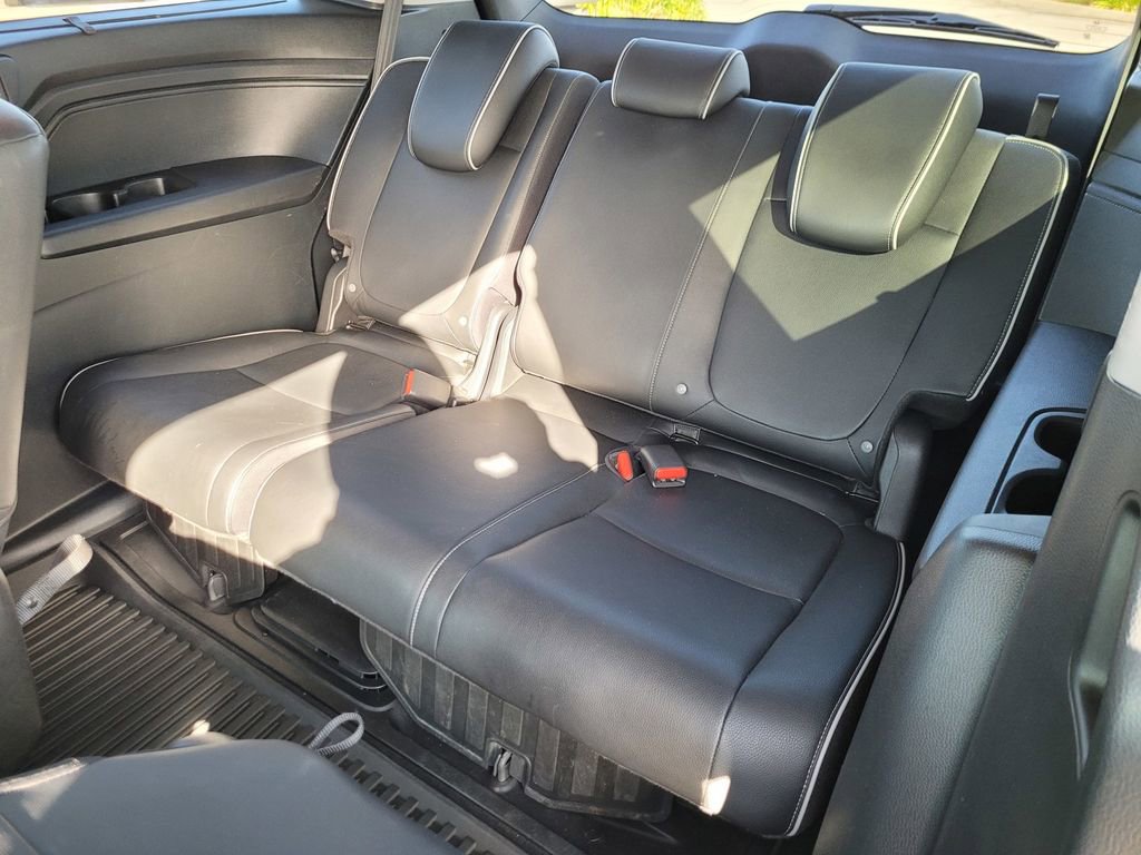 Used 2023 Honda Odyssey Elite image 12