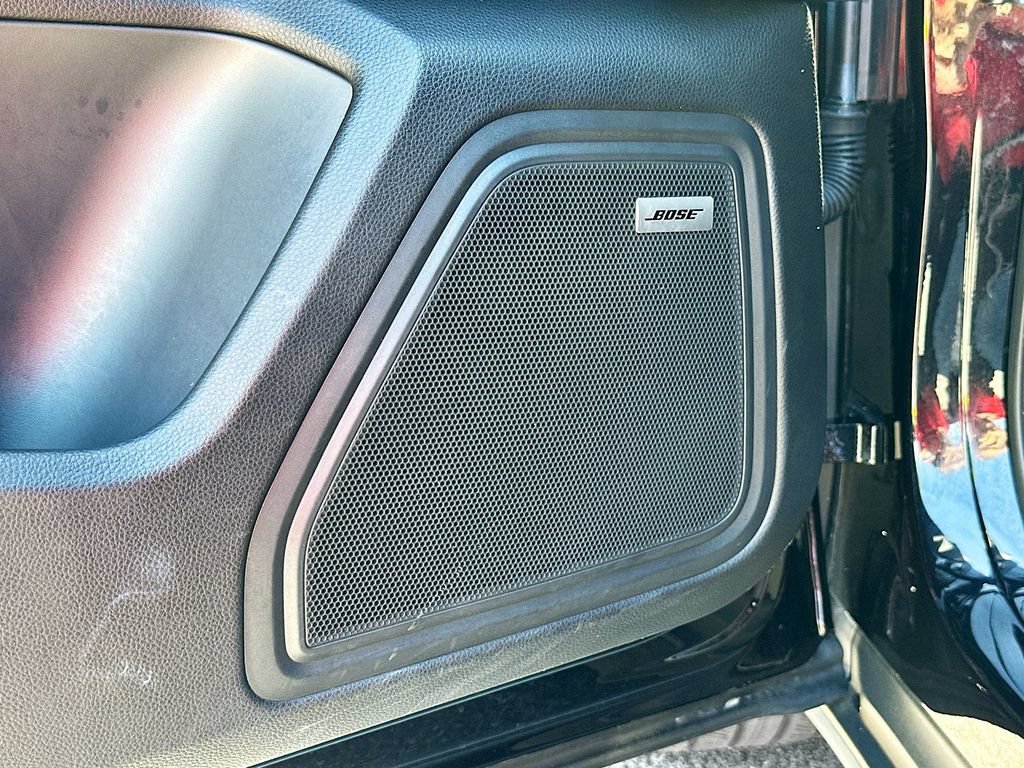 Certified 2023 Porsche Macan AWD/4WD image 21