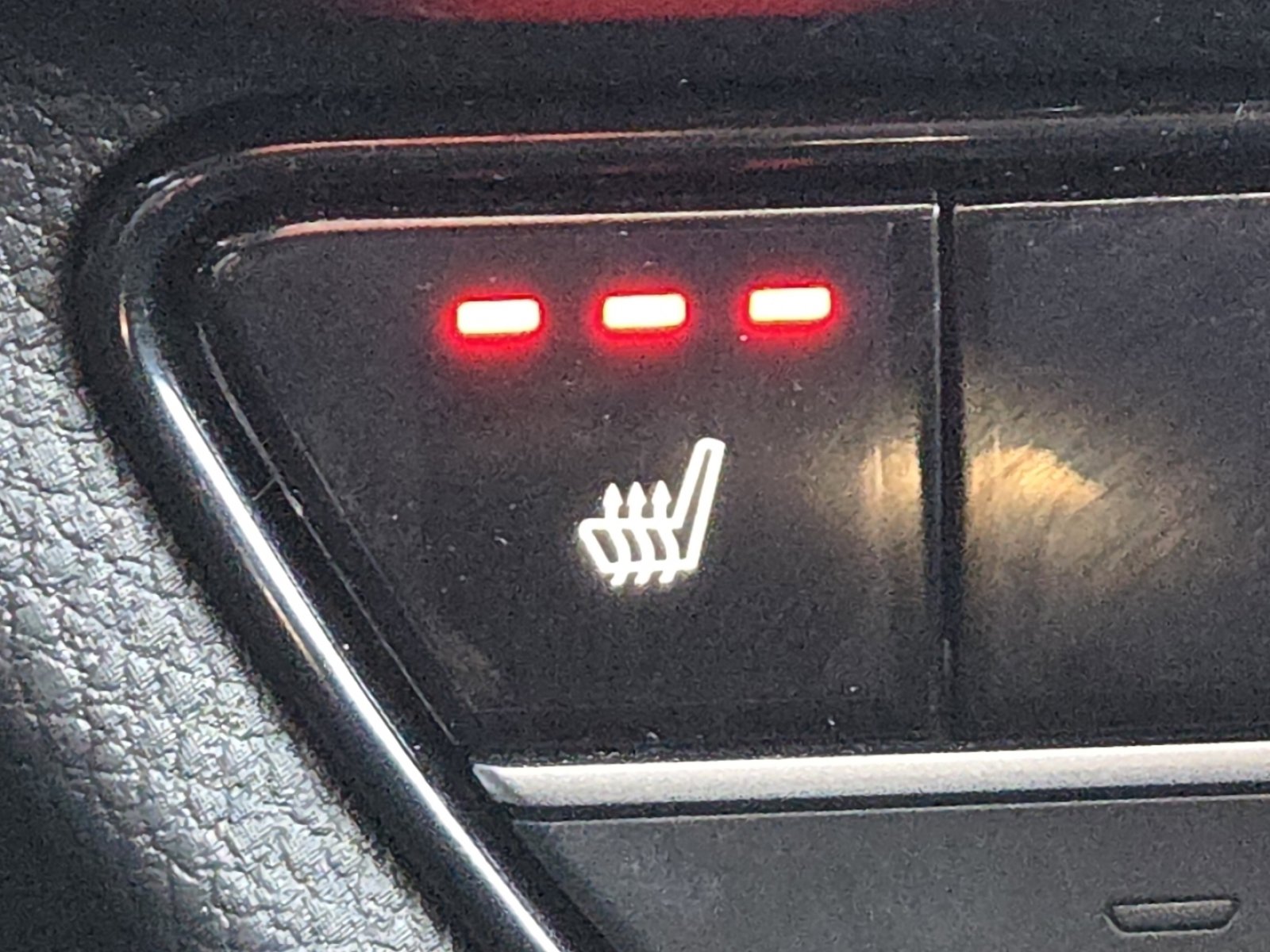 Used 2023 Honda HR-V EX-L image 10