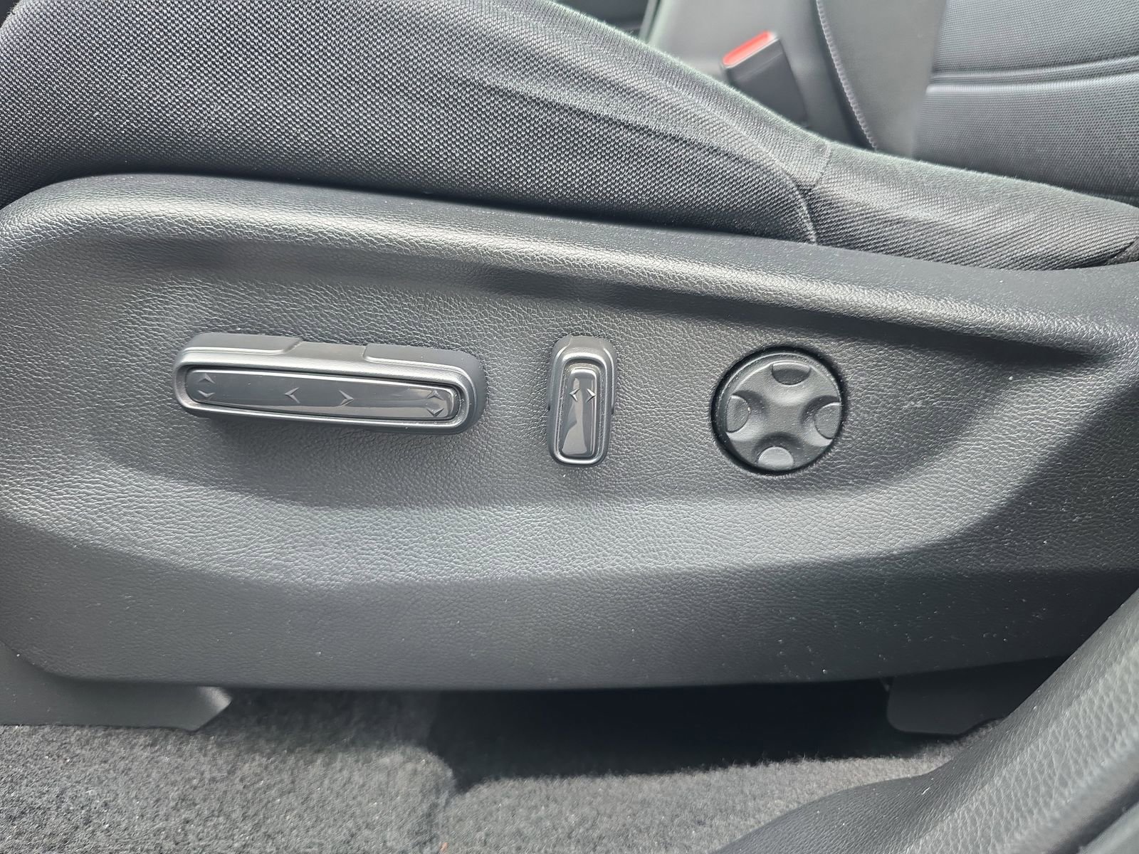 Used 2021 Honda CR-V EX image 16