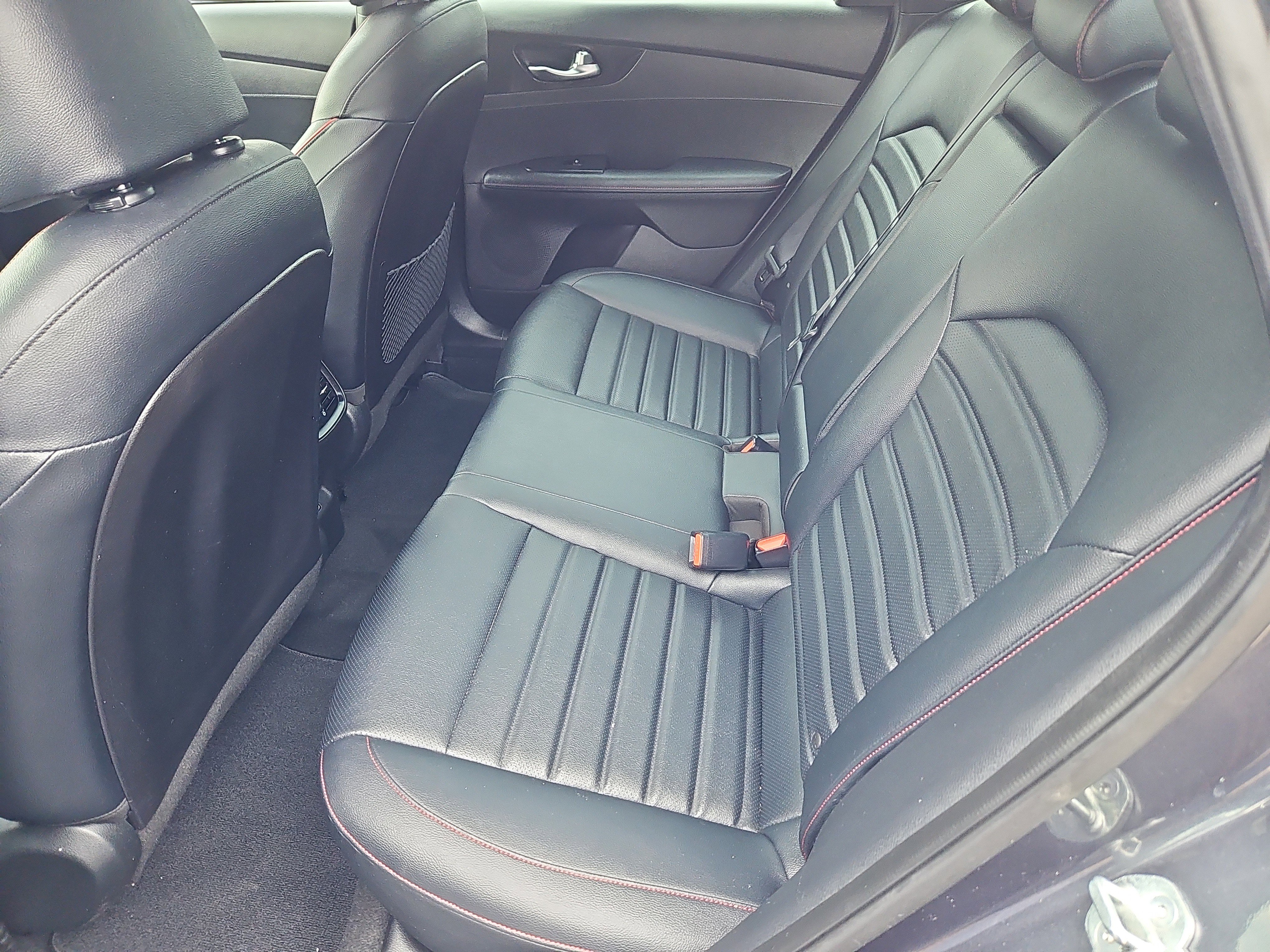 Used 2023 Kia Forte GT image 31