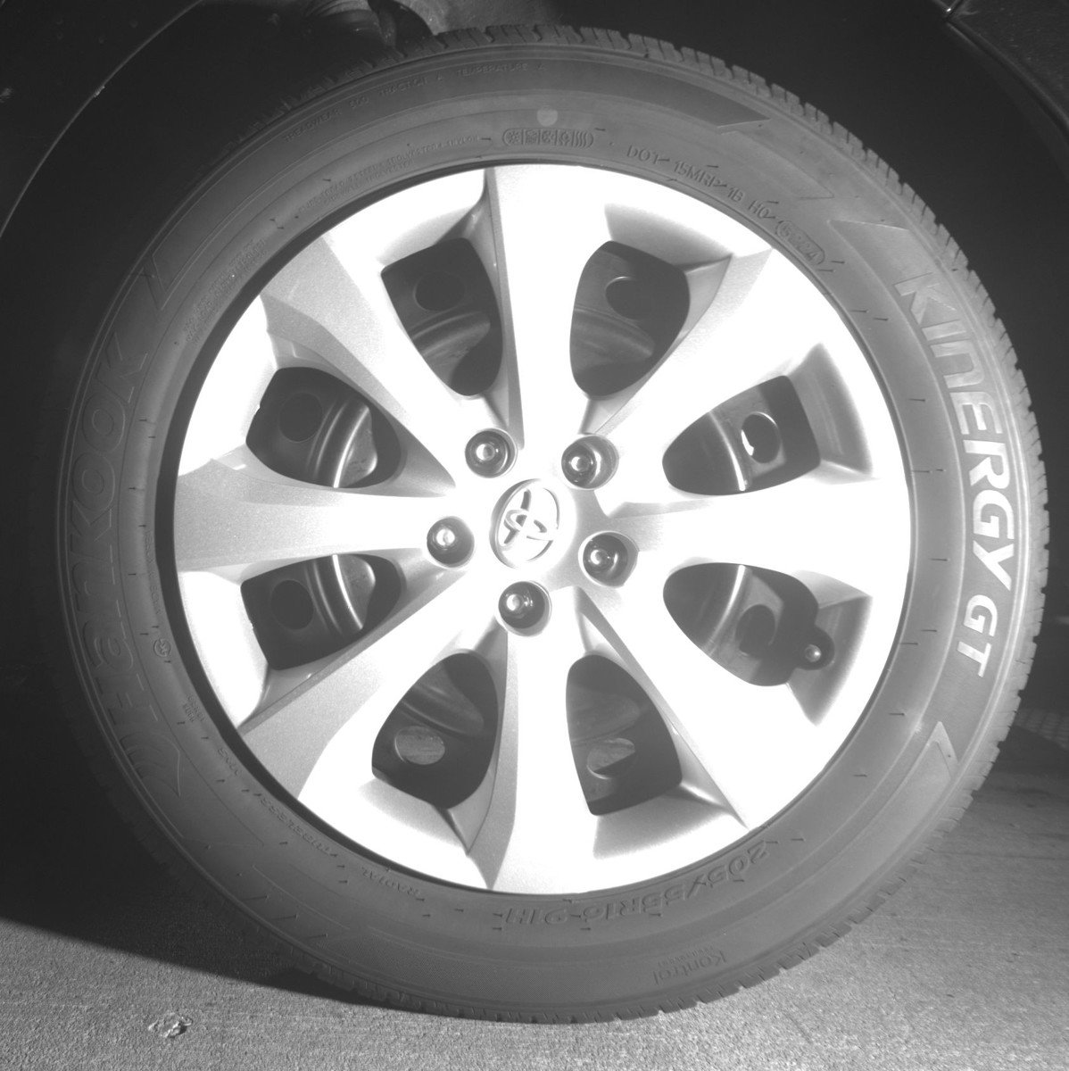 Used 2025 Toyota Corolla LE FWD image 14