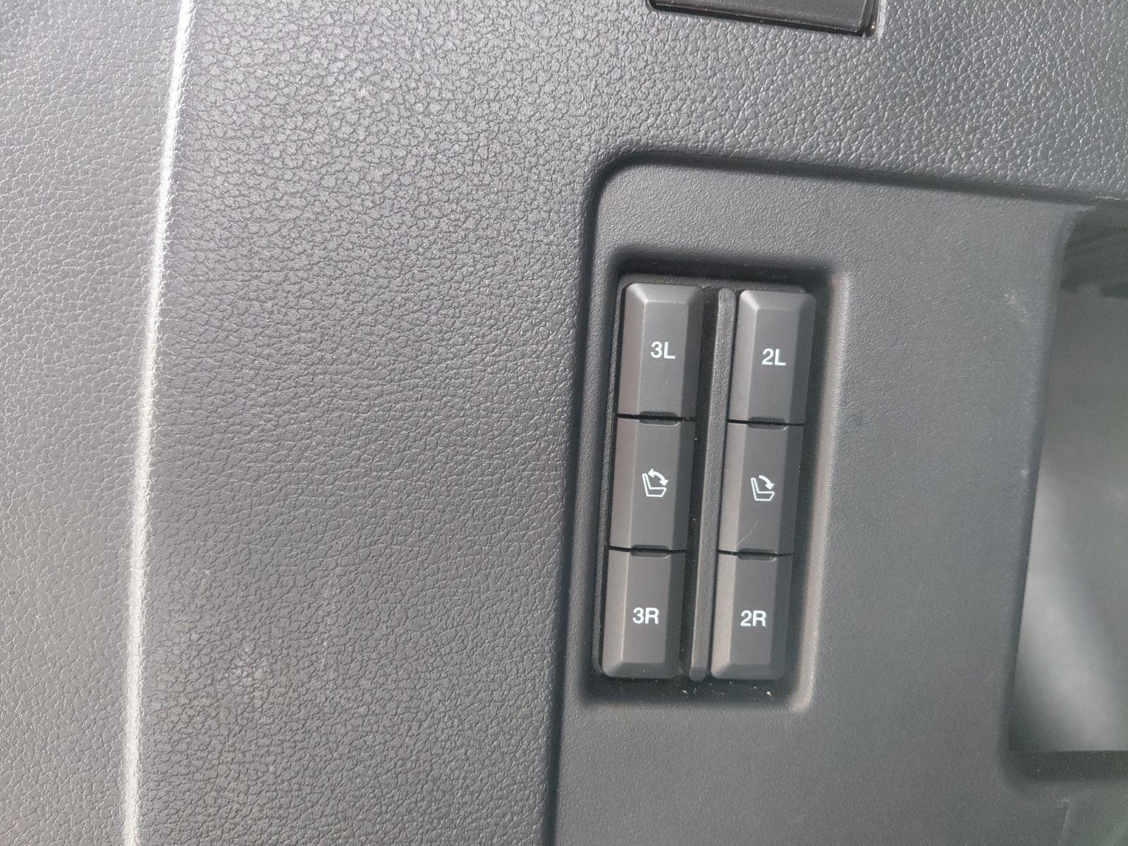 Used 2020 Ford Expedition Limited w/ Equipment Group 303A AWD/4WD image 26