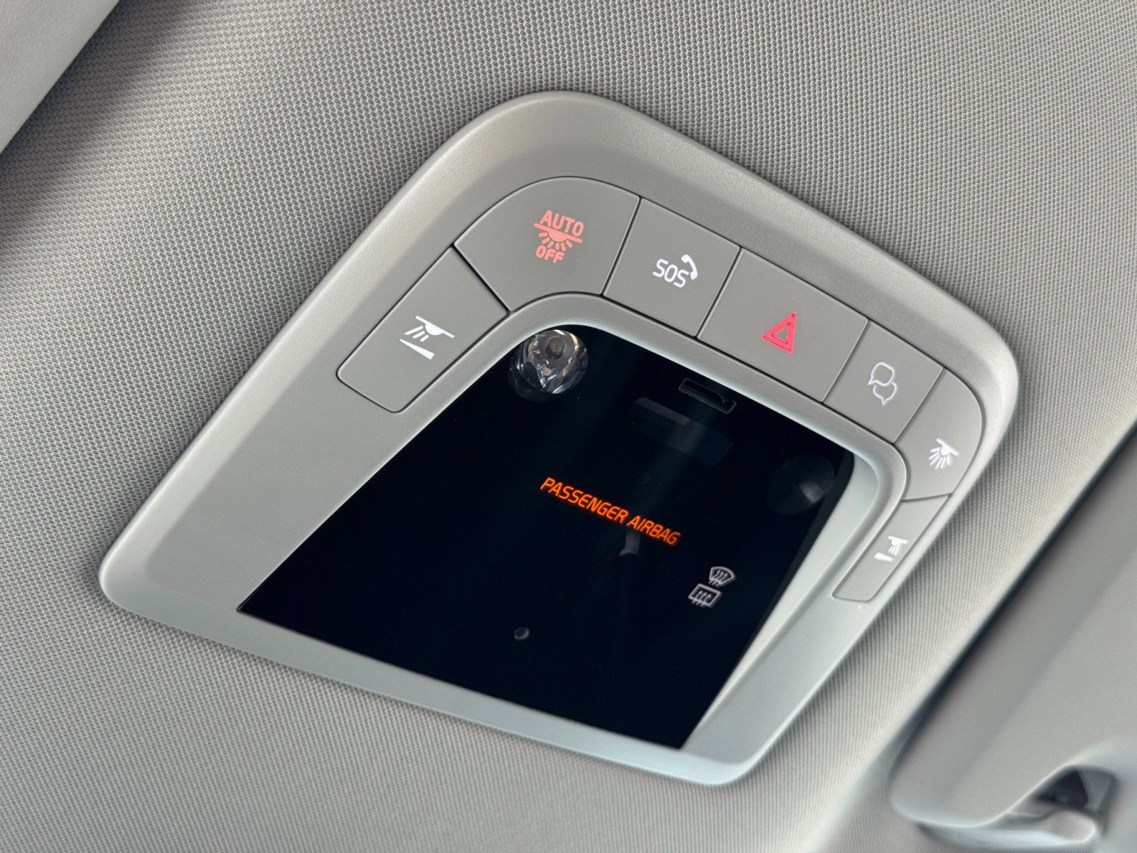 Used 2025 Volvo EX90 Ultra image 34